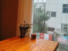 -房角石咖啡与书(吉大南校店)