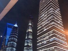 -陆家嘴空中步行连廊