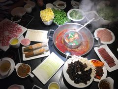 -重庆小天鹅火锅(中商广场店)