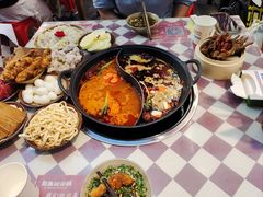 -赵美丽·重庆社区火锅·直营店(火车东站·中豪国际店)