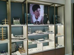 -无界眼镜MaxLess(五角场万达店)