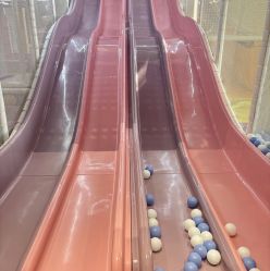 -奈尔宝·儿童乐园·亲子餐厅(华采天地店)