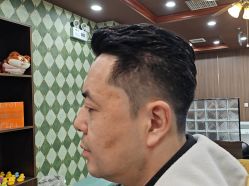点击看大图 -Joker先生·男士理发馆