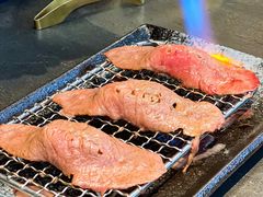 -铭牛烧肉·和牛海鲜自助(高新月牙湖店)