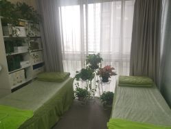 -荟草堂专业痘肌皮肤管理
