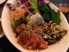 三文鱼沙拉-TAMATI(巴黎贝甜韩式西餐厅店)