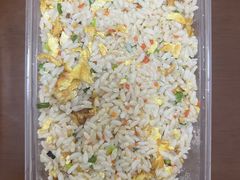 香喷喷的蛋炒饭-渝信川菜(南滨店)