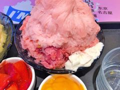 新鲜草莓棉花甜-Ice Monster冰馆·CNN评选全球十大甜品(国贸商城店)