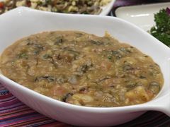 -香巴拉云南餐厅(华莱坞店)