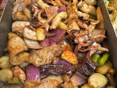 -老东镇啤酒屋海鲜加工·蒸汽海鲜·海鲜烧烤(台东店)