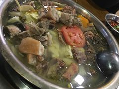 -泸州酸菜豆花火锅川师店