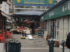 -曲阳花鸟市场(曲阳路店)