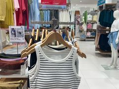 -优衣库(上海金桥国际商业广场店)