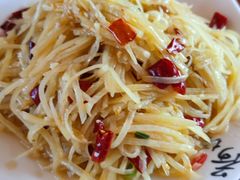 酸辣土豆丝-俺家菜馆(百里峡店)