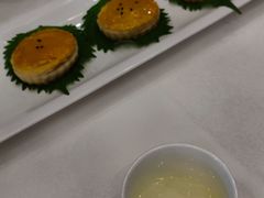 九龙塘鲍鱼酥-水上明月·湖景餐厅