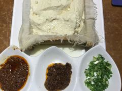 -95号酱骨·一块豆腐(展春园西路店)