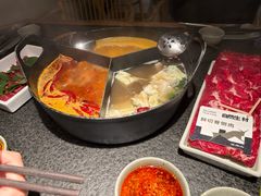 -三出山火锅(南京万象天地店)