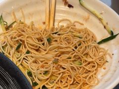 -肥肥虾庄·金牌油焖大虾(杨园滨江时代walk店)