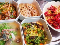 无骨鸡爪-虾胡闹龙虾馆(湄南河店)