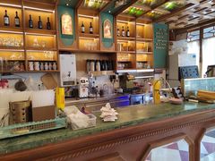 -秘密旅行Bonjour(黑金冠 江南西店)