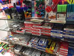 -新华书店(保利水城店)