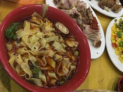 -雷祖芳老妈蹄花店