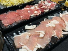 -果松木炭酸菜铜火锅·外婆参鸡汤