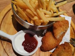 -玛格萝妮(汇智国际商业中心店)