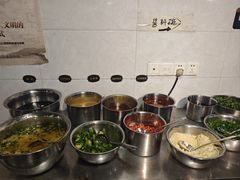 -牛一煲美食(江高店)