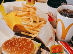-麦当劳(南汇车市店)