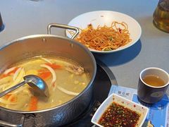 -椰小鸡·琼州糟粕醋·火锅(美兰缤纷城店)