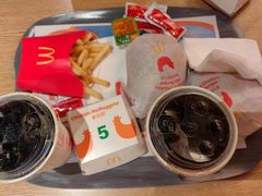 -麦当劳(中山公园龙之梦店)