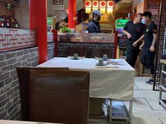 -羊家胡同·龙虾烧烤火锅(龙汇路店)