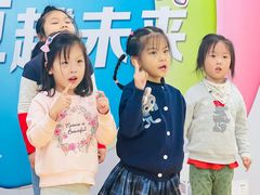 -蓝话筒·少儿成人演讲口才·主持朗诵·戏剧表演(大华第一坊店)