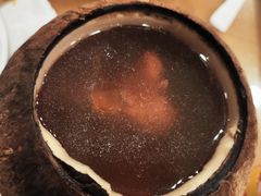 黑豆家鸡炖原只椰子汤-大唐靓汤江门私房菜(景田店)