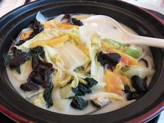 无油鱼汤煮时蔬-港丽餐厅(高德置地店)