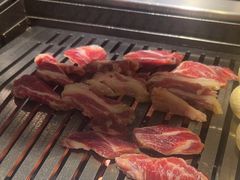 -臻牛烤肉