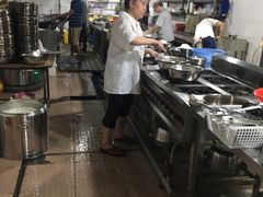 -标记美食新鲜猪杂(兴南大道店)