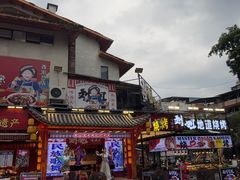 -刘姐啤酒鱼民族演艺餐厅(西街总店)