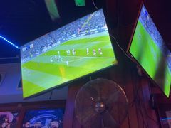 -鲨鱼美式餐厅酒吧Sharky