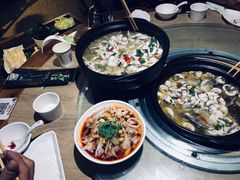 -百岁我家酸菜鱼(龙湾万达店)