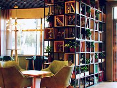 -ZING COFFEE 镜咖啡