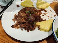 -黄泥岗·地道湖北菜(奥特莱斯店)