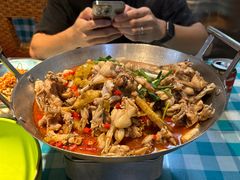 -昱龙大盆牛蛙馆(三兴街总店)