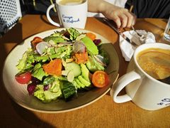 牛油果沙拉-Jamaicablue Coffeeshop(中央广场店)