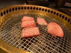 -铭牛烧肉·和牛海鲜自助(高新月牙湖店)