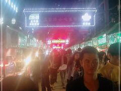 -正宁路小吃夜市