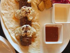 -Efes Turkish & Mediterranean Cuisine 艾菲斯餐厅(陆家嘴店)