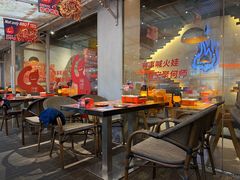 -何师烧烤·小龙虾·江湖川菜·精酿啤酒(成温店)