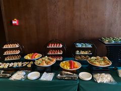自助取餐区-欢朋餐厅(海口南海希尔顿欢朋酒店)
